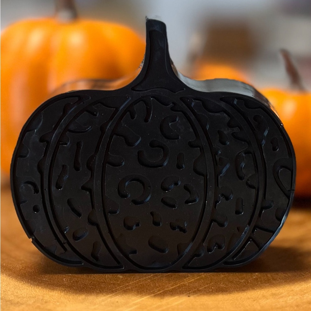 Hand Crafted Pumpkin Spice Decorative Soap - Picture 2 of 3